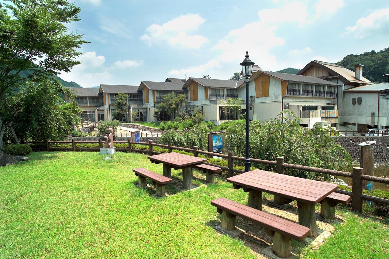 Kamiyama Onsen Hotel Shikinosato & Iyashinoyu Tokushima Exterior photo