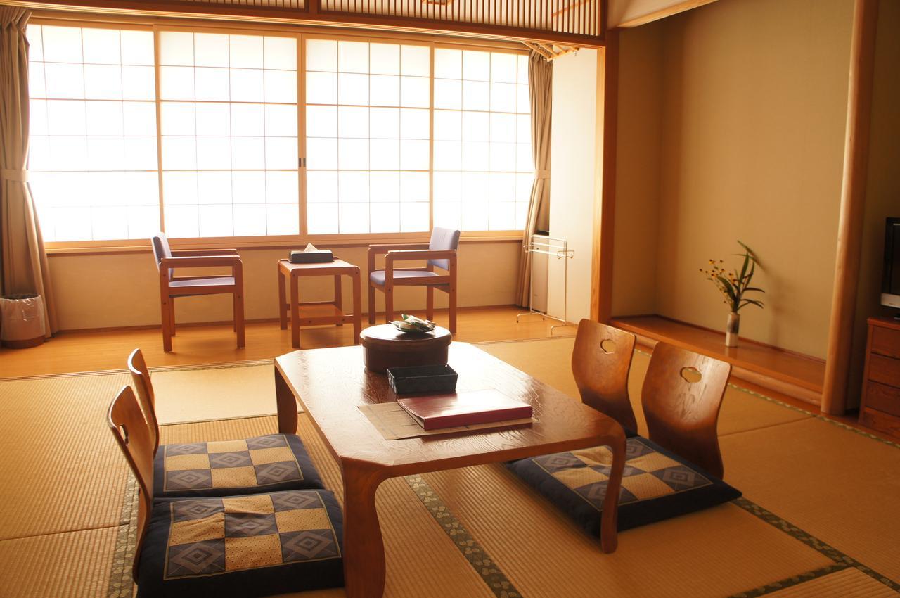 Kamiyama Onsen Hotel Shikinosato & Iyashinoyu Tokushima Exterior photo